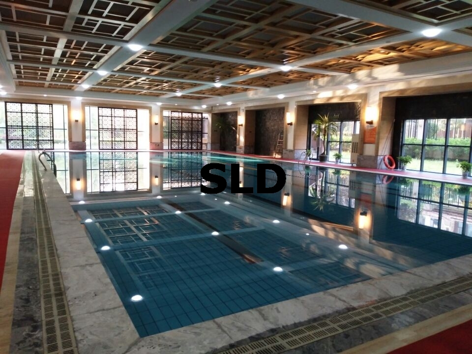 武漢室內(nèi)游泳池水質(zhì)白濁難處理？酵素澄清劑兩步循環(huán)恢復(fù)清澈